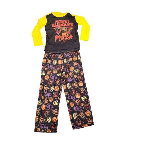 Pajamas Five Nights At Freddy'sVideo Game Youth Boys Pajama Sleepwear Set 14/16 - Picture 2 of 3